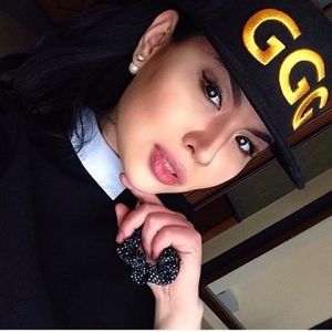 Meet your Posher, Rima